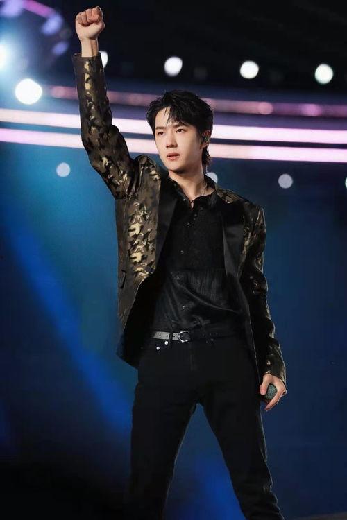 王一博肖战最新爆料剧组,揭秘剧组幕后故事